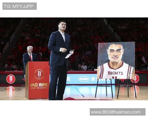 姚明惊艳全场唱歌视频曝光球场巨人展现音乐才华引发热议